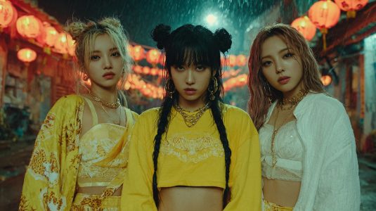 K-pop trio standing under glowing red lanterns, blending vibrant street fashion with cinematic rain and neon atmosphere. AI idols Midjourney experiment — three idols posing under glowing red lanterns during rain.